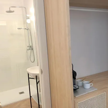 The Mo House
