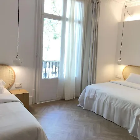 Hotell The Mo House 2*