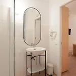 The Mo House Hotel